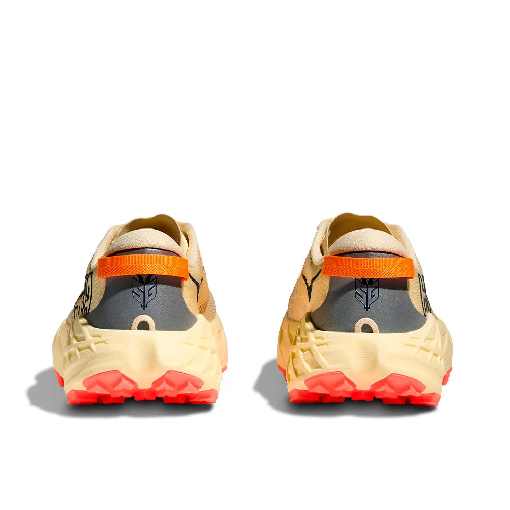 HOKA Speedgoat 7 Beige
